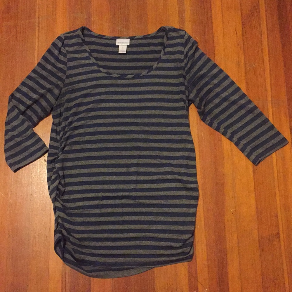 3/4 sleeve maternity top